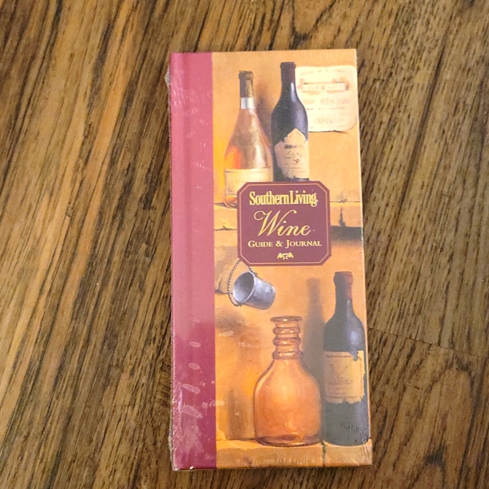 Southern Living Wine Guide & Journal (hardback)